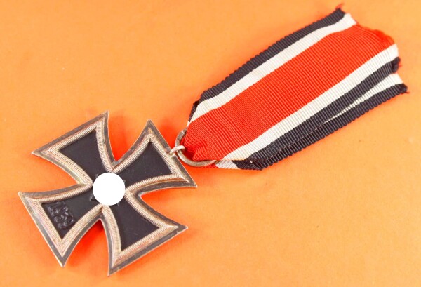 Eisernes Kreuz 2.Klasse 1939 am Band (137) - SELTEN