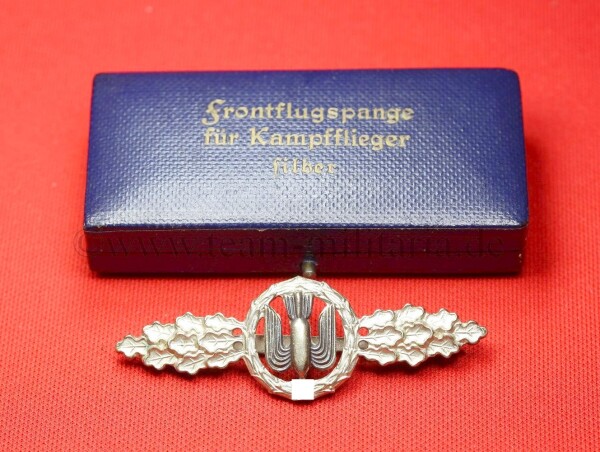 Frontflugspange in Silber im Etui - MINT Condition