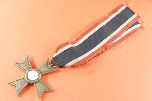 Kriegsverdienstkreuz 2. Klasse 1939 ohne Schwerter am Band