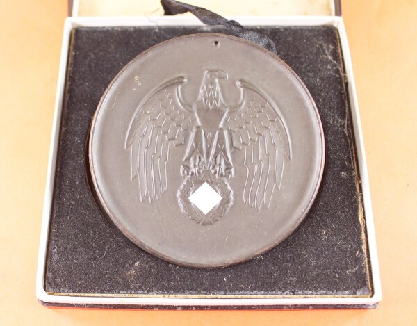 Allach - SS Siegermedaille "Dem Sieger im Sommer-Sonnenwendwettkampf 1939" im Etui - SELTEN