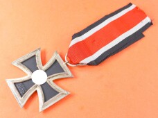 Eisernes Kreuz 2.Klasse 1939 (109) am Band